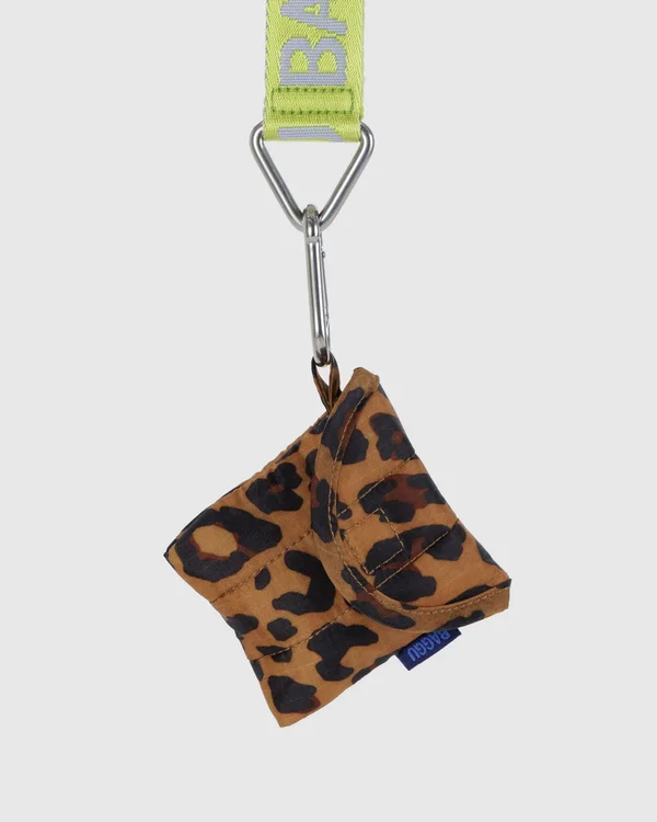 Puffy Earbuds Case - Leopard - Material: ripstop-nylon