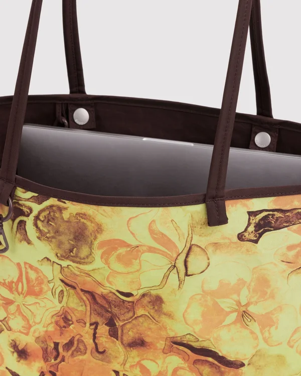 Medium Nylon Reversible Tote - Nasturtiums Ruth Asawa - Size: OS
