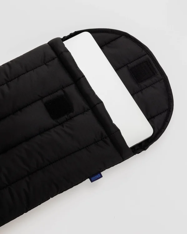 Puffy Laptop Sleeve 13"/14" - Black - Material: ripstop-nylon