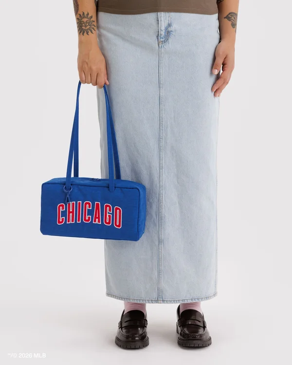 Nylon Bowler Bag - Chicago Cubs™ - Material: heavyweight-nylon